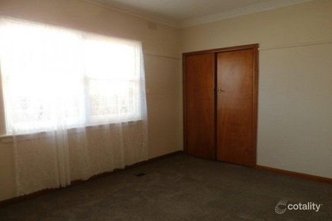 Property photo of 2 Sandra Avenue Fawkner VIC 3060