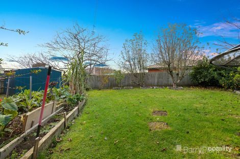 Property photo of 15 Olive Road Hampton Park VIC 3976