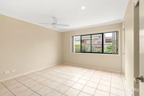 Property photo of 3/35-41 Beachcomber Court Burleigh Waters QLD 4220