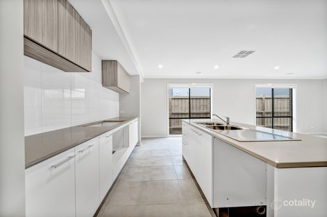 Property photo of 3 Fullback Road Clyde VIC 3978