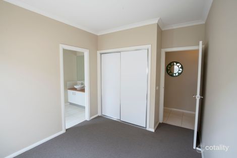 Property photo of 102 Hummingbird Boulevard Tarneit VIC 3029