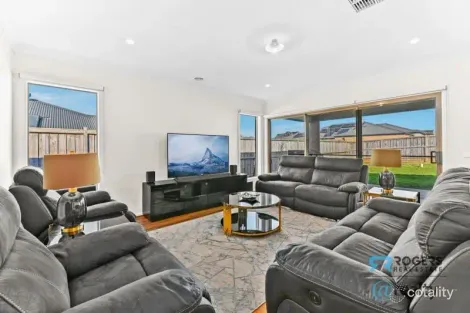 Property photo of 24 Bexley Boulevard Drouin VIC 3818
