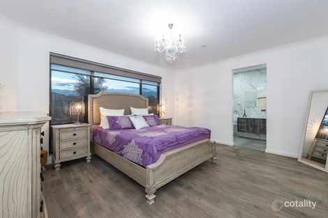 Property photo of 7 Admiration Drive Craigieburn VIC 3064