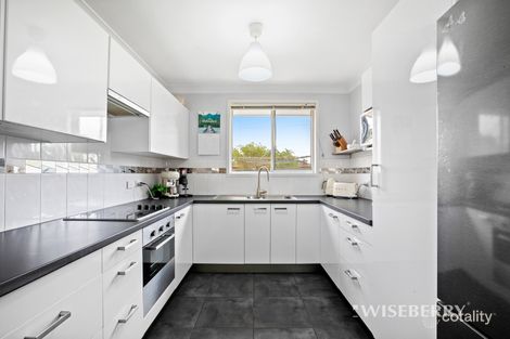 Property photo of 32 Karangal Crescent Buff Point NSW 2262