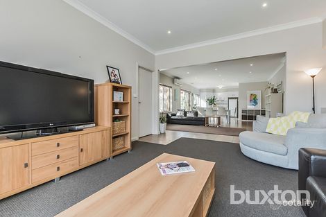 Property photo of 7 Garvey Court Highton VIC 3216