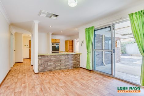 Property photo of 19 Redtingle Road Camillo WA 6111