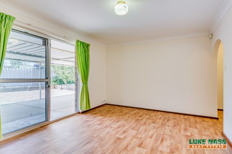 Property photo of 19 Redtingle Road Camillo WA 6111