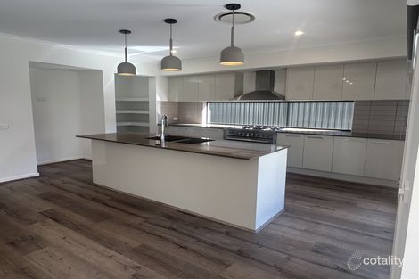 Property photo of 27 Passiflora Avenue Denham Court NSW 2565