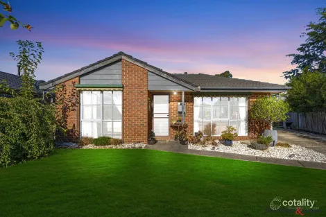 5 Isaac Ct, Pakenham, VIC 3810