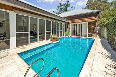 Property photo of 18 Banksia Terrace South Perth WA 6151
