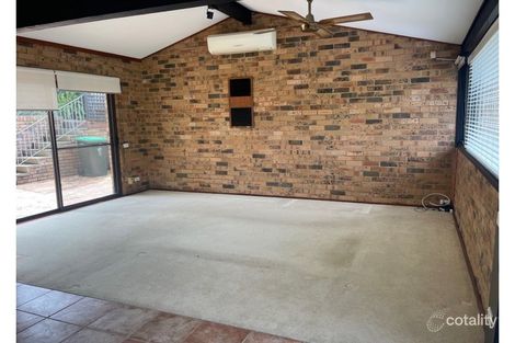 Property photo of 4 Korbel Place Georges Hall NSW 2198