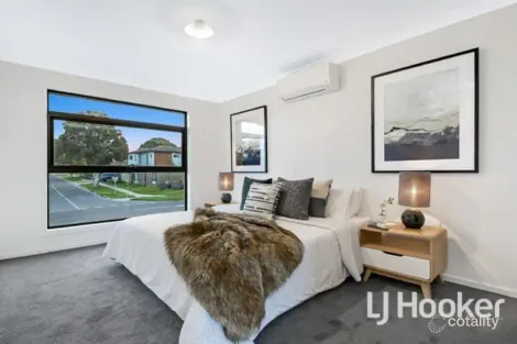 Property photo of 67A Somerville Road Hampton Park VIC 3976