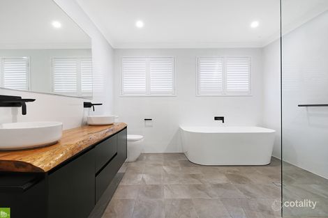 Property photo of 2/1 Platypus Close Figtree NSW 2525