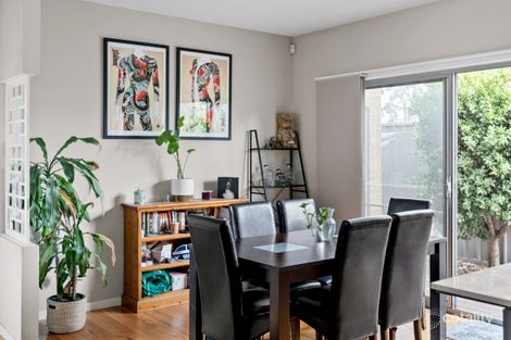 Property photo of 3/27 Cypress Avenue Brooklyn VIC 3012