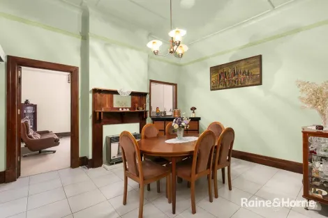 Property photo of 87 Holmes Road Moonee Ponds VIC 3039