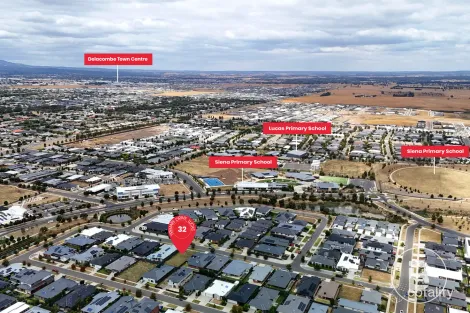 Property photo of 32 Tremain Drive Lucas VIC 3350