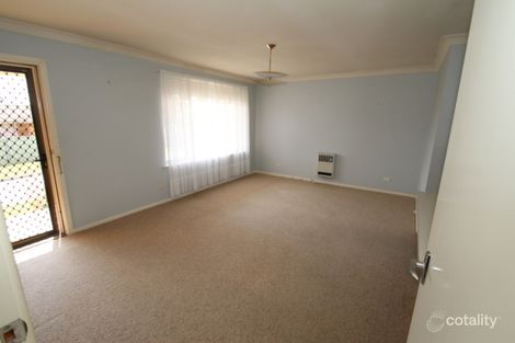 Property photo of 2/135 Sampson Street Orange NSW 2800