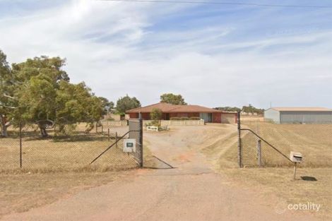 363 Edward Rd, Meru, WA 6530