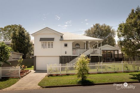 8 Ernest St, Gaythorne, QLD 4051