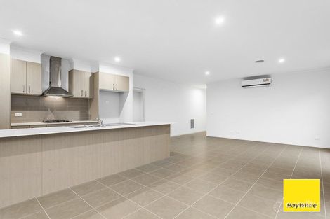 Property photo of 110 Grassbird Drive Point Cook VIC 3030