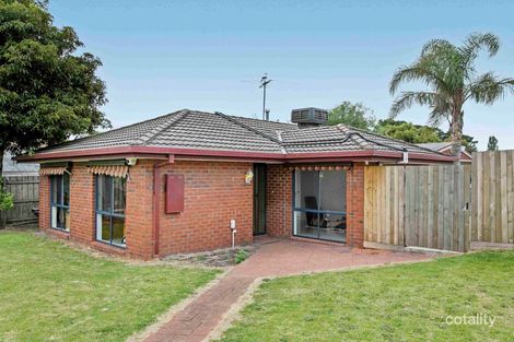 Property photo of 8 Hazelwood Avenue Cranbourne North VIC 3977
