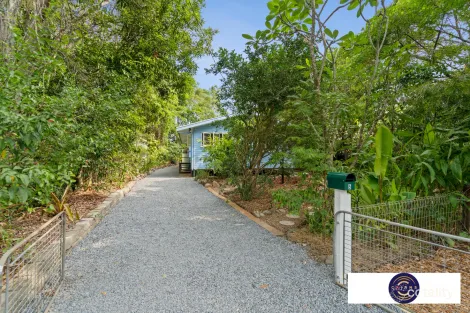 5 Prior St, Machans Beach, QLD 4878