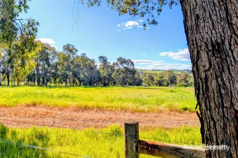 2 Lefroy St, Gingin, WA 6503