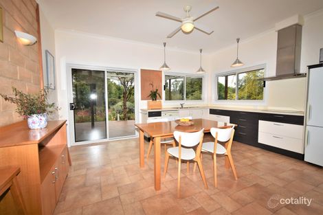 Property photo of 10 Dingle Road Beechworth VIC 3747