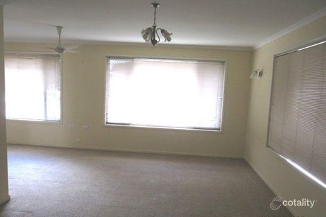 Property photo of 3 Collene Grove Springwood QLD 4127