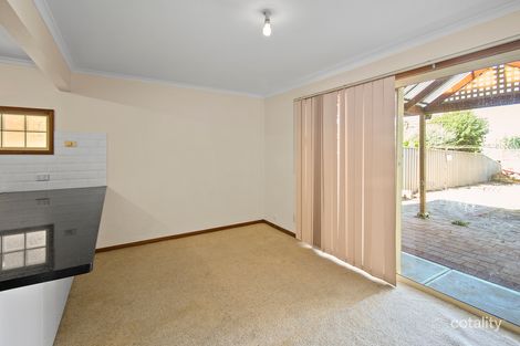 Property photo of 2/32 Chatham Road Keswick SA 5035