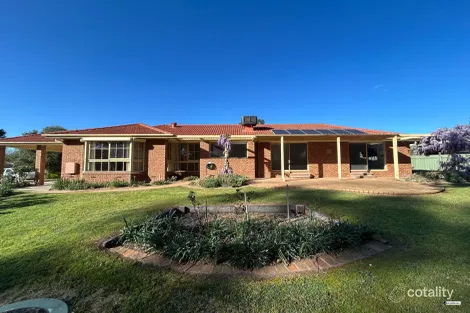 5 Grange Ct, Thurgoona, NSW 2640