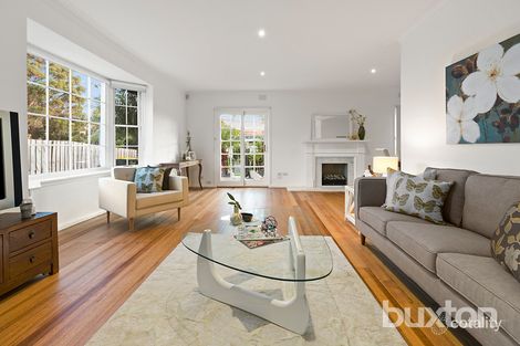Property photo of 52 Pasadena Crescent Bentleigh East VIC 3165