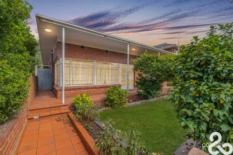 31 Larch St, Thomastown, VIC 3074