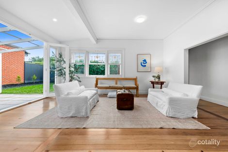 Property photo of 17 Shannon Avenue Hamlyn Heights VIC 3215