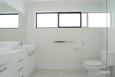 Property photo of 15 Lauenstein Crescent Pimpama QLD 4209
