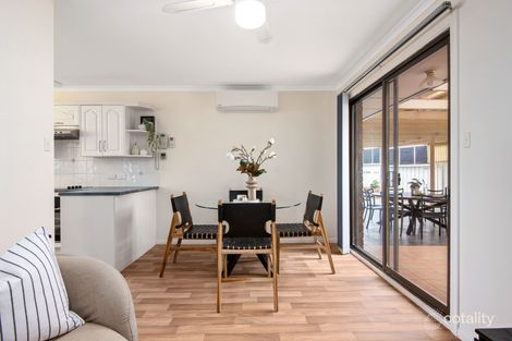 Property photo of 7 Julia Crescent Woodcroft SA 5162