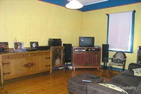 Property photo of 18 Sixth Avenue Sandgate QLD 4017