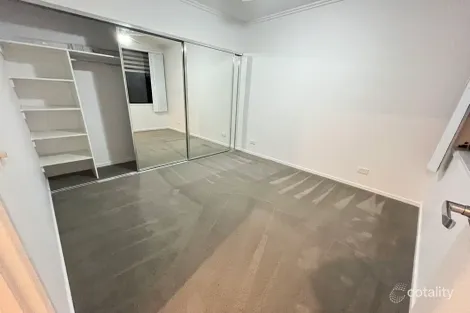 Property photo of 46 Evergreen View Robina QLD 4226