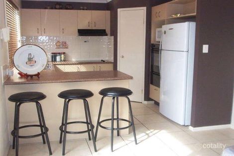 Property photo of 9 Kane Crescent Mansfield QLD 4122