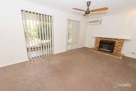 1 Twain Cl, Lake Coogee, WA 6166