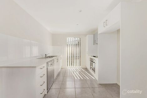 Property photo of 21 Biella Court Leichhardt QLD 4305