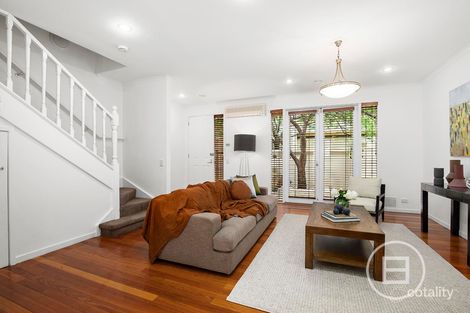 Property photo of 12 Portview Square Port Melbourne VIC 3207