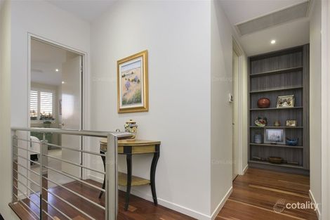 Property photo of 18 Barton Parade Balmoral QLD 4171
