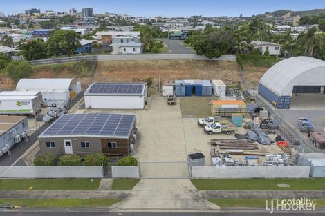 5 Warne St, Gladstone Central, QLD 4680