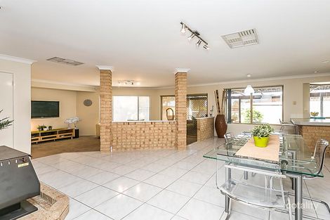 Property photo of 21 Conical Rise Woodvale WA 6026