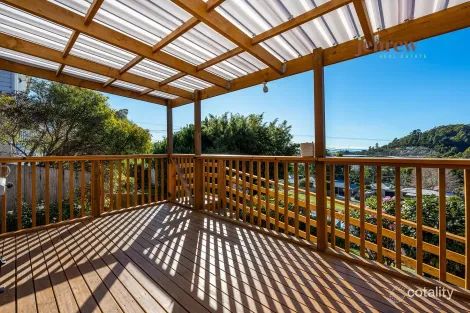 Property photo of 10 Wattle Avenue Emu Heights TAS 7320