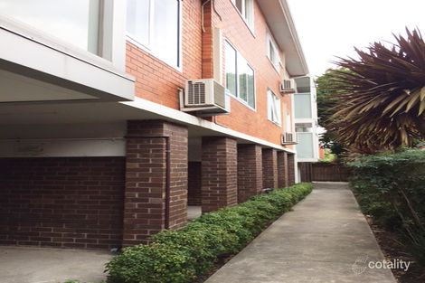 Property photo of 13 Hartpury Avenue Elwood VIC 3184