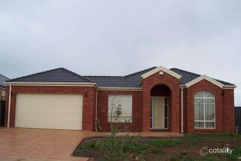 Property photo of 13 Chiswick Crescent Derrimut VIC 3026