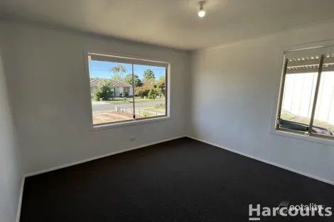 Property photo of 14 Watts Street Horsham VIC 3400