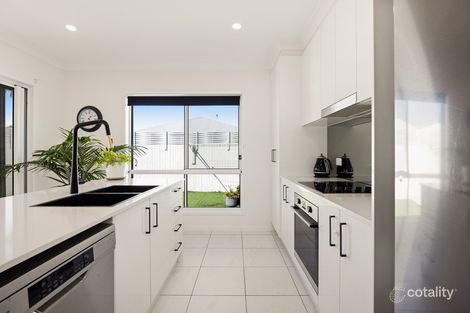 Property photo of 54 Paul Crescent Nirimba QLD 4551